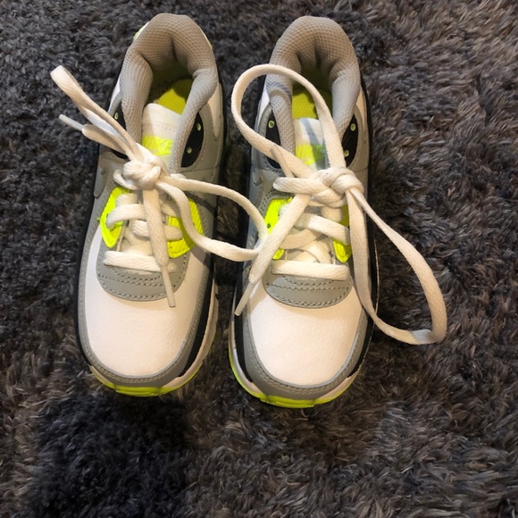 KID NIKE AIRMAX SHOES - Picture 4 of 4